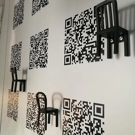 Hart & Art Gallery * فروتسواف