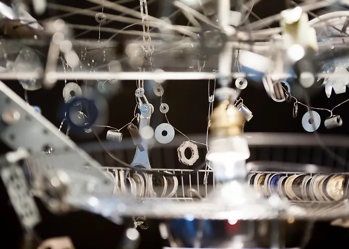 Hart & Art Gallery Hostel *