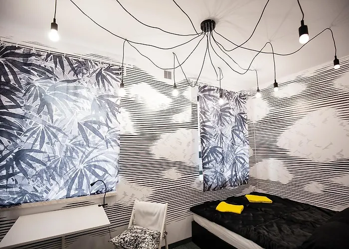 Hostel Hart & Art Gallery *